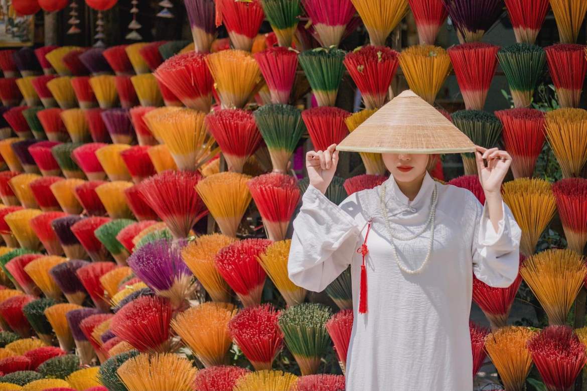 Check-in Làng Hương Xuân Thủy - Chốn bình yên giữa lòng cố đô | travelnews | Thế giới Combo