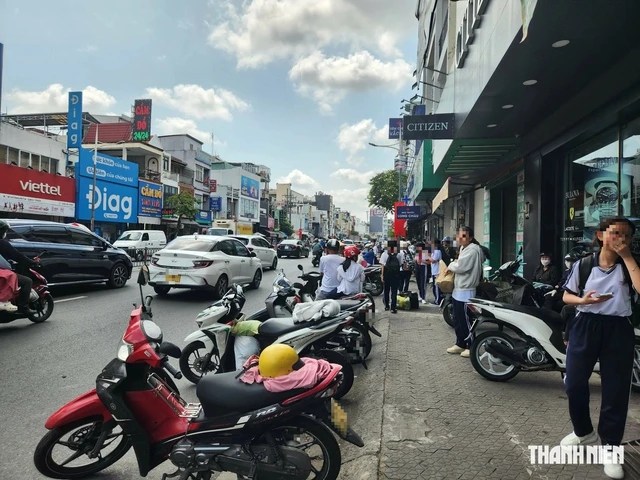 Hơn 7.500 học sinh sinh viên TP.HCM vi phạm giao thông trong 8 tháng - Ảnh 3.